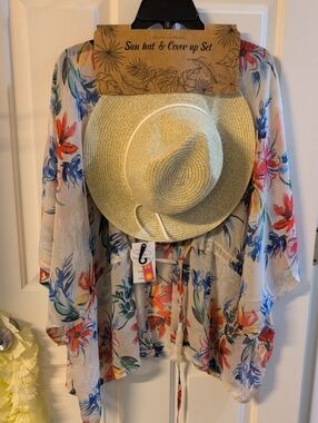 NWT Sun Hat & Coverup Set